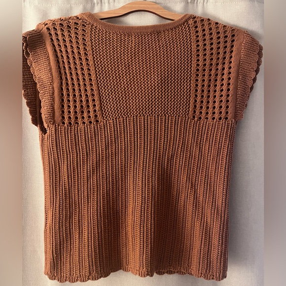 Heartloom Griffin Knit Sweater - Picture 2 of 5